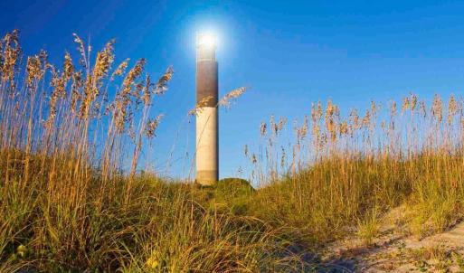 Oak Island Lighthouse