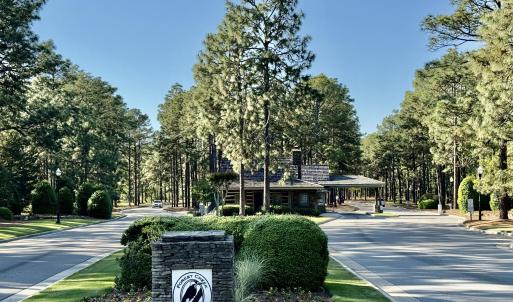 Gatehouse w/secure access