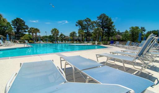 outdoor-pool