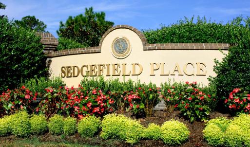 Sedgefield Place Monument1