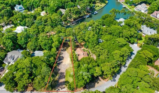 Vacant lot in Pine Knoll Shores