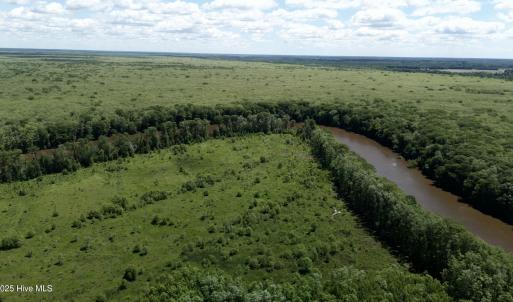 DJI_20250523233508_0081_D