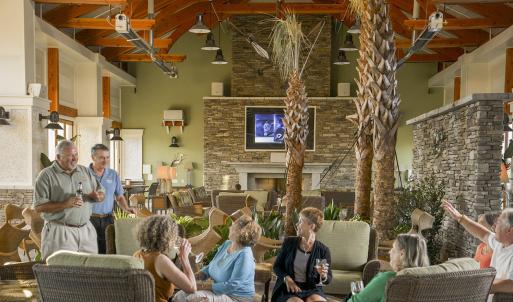 4 Lanai Inside
