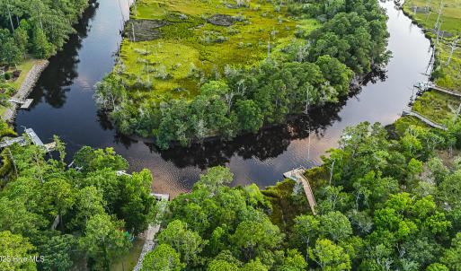 DJI_20250630200627_0519_D