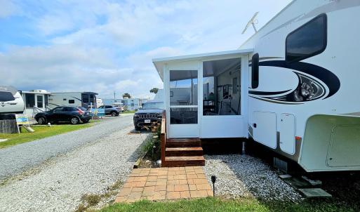 Camper