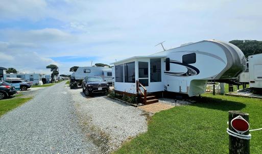 Camper