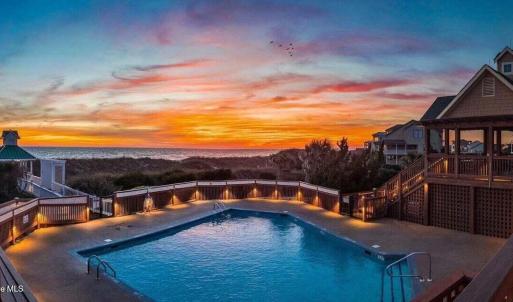 St James Beach Club On Oak Island