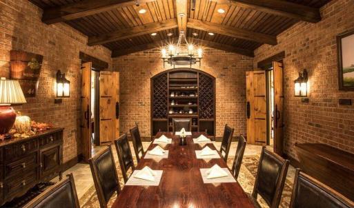 St James Reserve Club