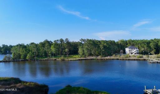 394 Bay Shores Rd