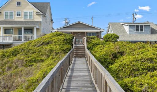 415 W Boardwalk Blvd