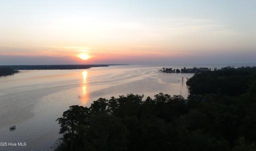 1_dji_20250726062138_0085_d