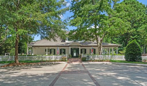 DeVaun Park Amenities