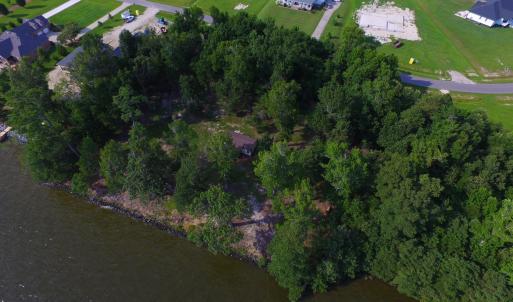 495 great overhead shot of entire lot