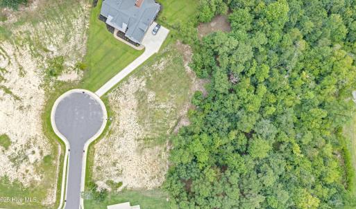 21-DJI_20250806004828_0039_D