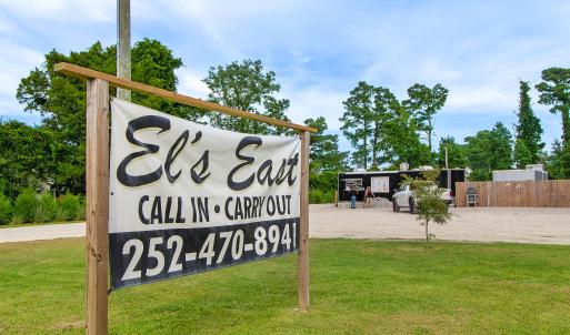 El's East