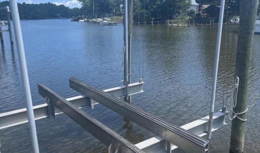 Boat Lift 2
