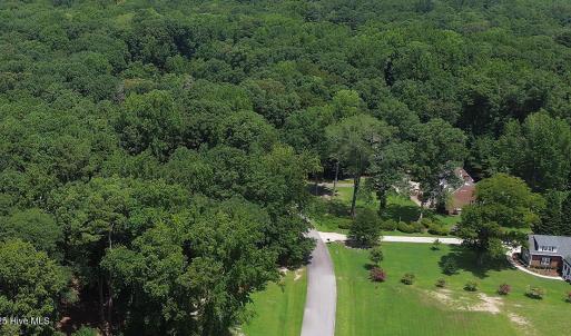 BARRINGTON WOODS 10
