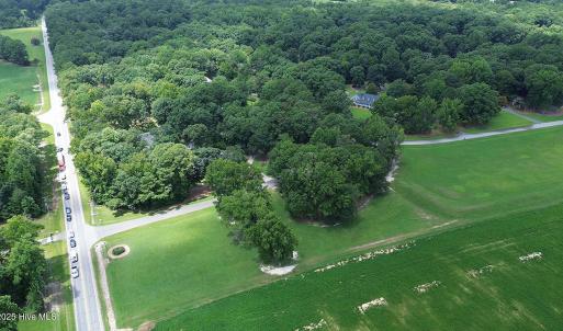 BARRINGTON WOODS 4