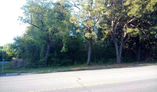 Hwy 74E - Pic 3