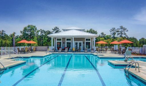 Club House (2)
