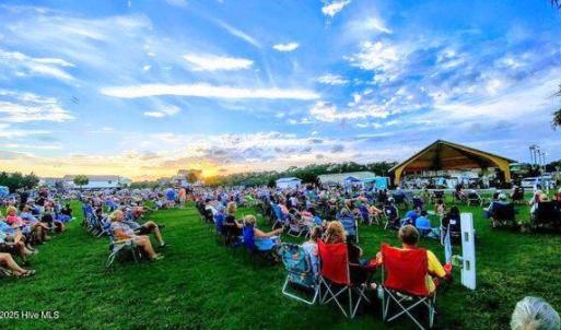 CONCERTS AT MIDDLETON PARK