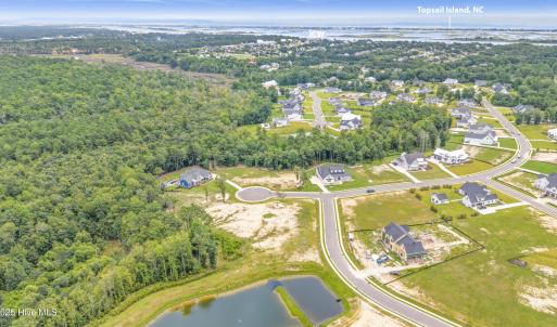 9-DJI_20250806003903_0003_D-Edit