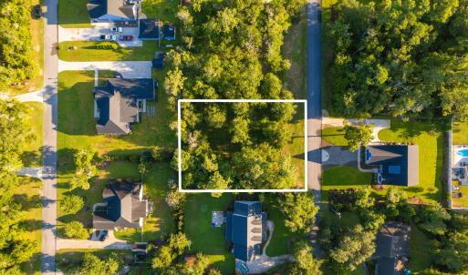 Vacant lot in Spooner's Creek