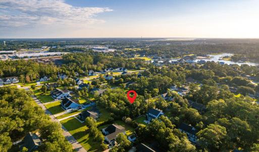 Vacant lot in Spooner's Creek