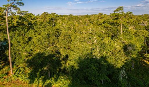 Vacant lot in Spooner's Creek