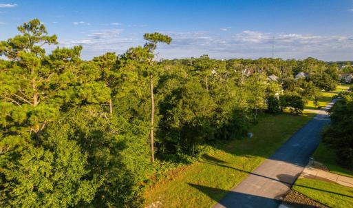 Vacant lot in Spooner's Creek
