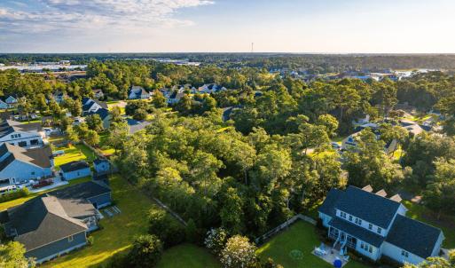 Vacant lot in Spooner's Creek