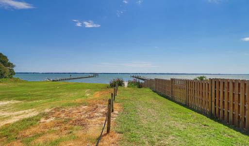 Spooner's Creek kayak launch