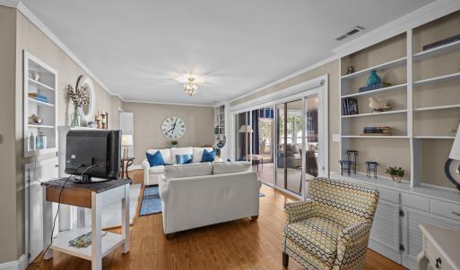 21-web-or-mls-BLS_0018