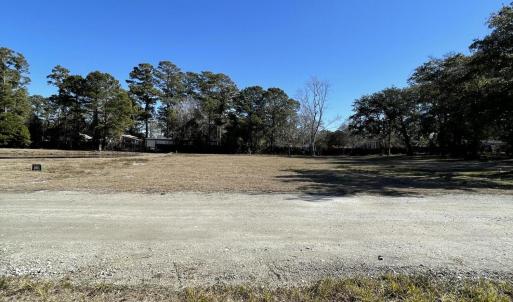 1844 lot pic 2 front of lot from across