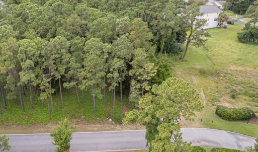 4042 Barnes Bluff-1