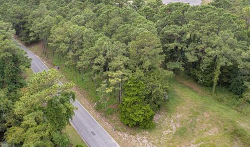 4042 Barnes Bluff-2
