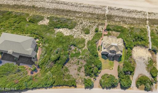 16-DJI_20250907000355_0021_D