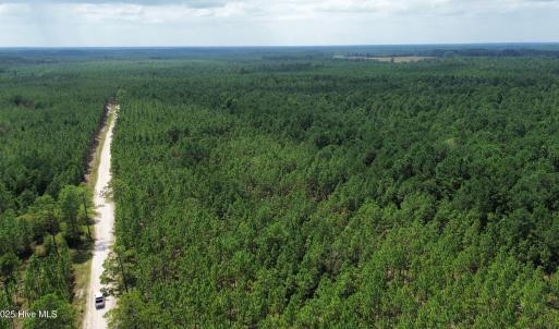 dji_fly_20250724_031830_97_1753310045527