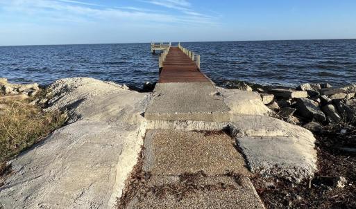 pier