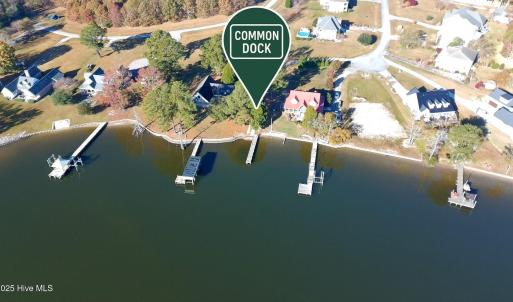 Common Dock