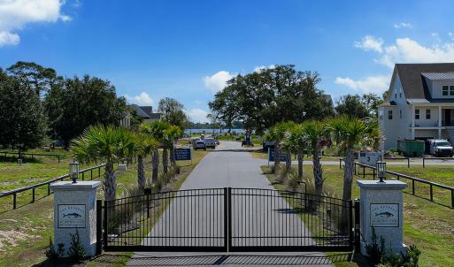 Redds Cove Entry Gate