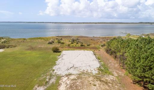 11-web-or-mls-DJI_20250923113024_0555_D