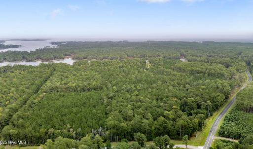 1-web-or-mls-DJI_20250929152747_0033_D