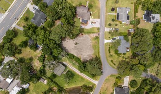 201 & 203 Sherwood Blvd