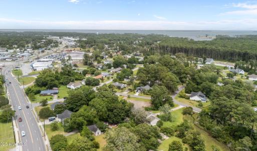 201 & 203 Sherwood Blvd