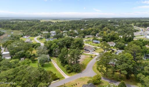 201 & 203 Sherwood Blvd