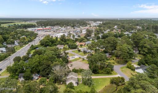 201 & 203 Sherwood Blvd