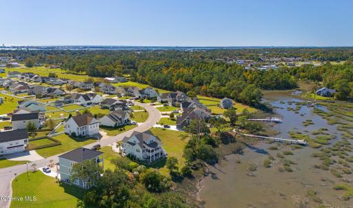 Vacant lot in Mariners Pointe