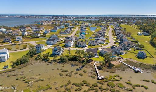 Vacant lot in Mariners Pointe