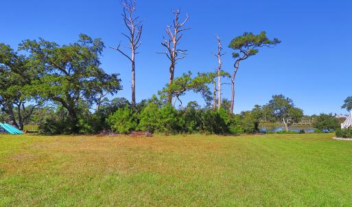 Vacant lot in Mariners Pointe
